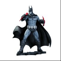 Batman Arkham City - Batman Statue
