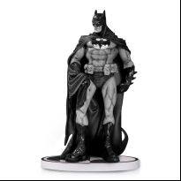 Batman Black & White - Batman Statue by Eduardo Risso 2nd Edition