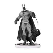 Batman Black & White - Batman Statue by Simon Bisley 2nd Edition