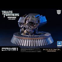 Ironhide (Transformer) Exclusive