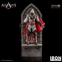 Ezio Auditore Deluxe 1/10