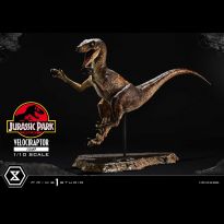 Velociraptor Jump (Jurassic Park)