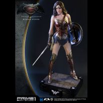 Wonder Woman (BvS : Dawn Of Justice) 1:2 Scale